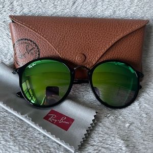 Ray Ban - Round Fleck Green Flash Lenses Round RB 2447